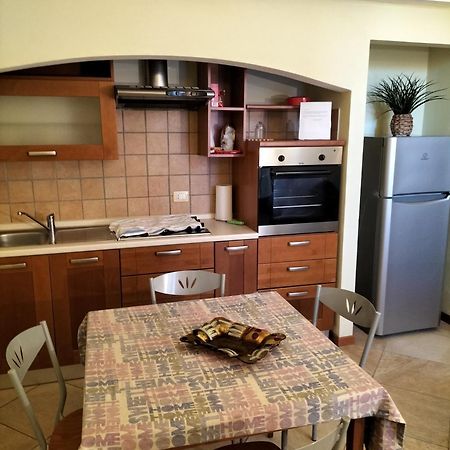 شقة Casa Di Carlo E Chiara ساساري المظهر الخارجي الصورة